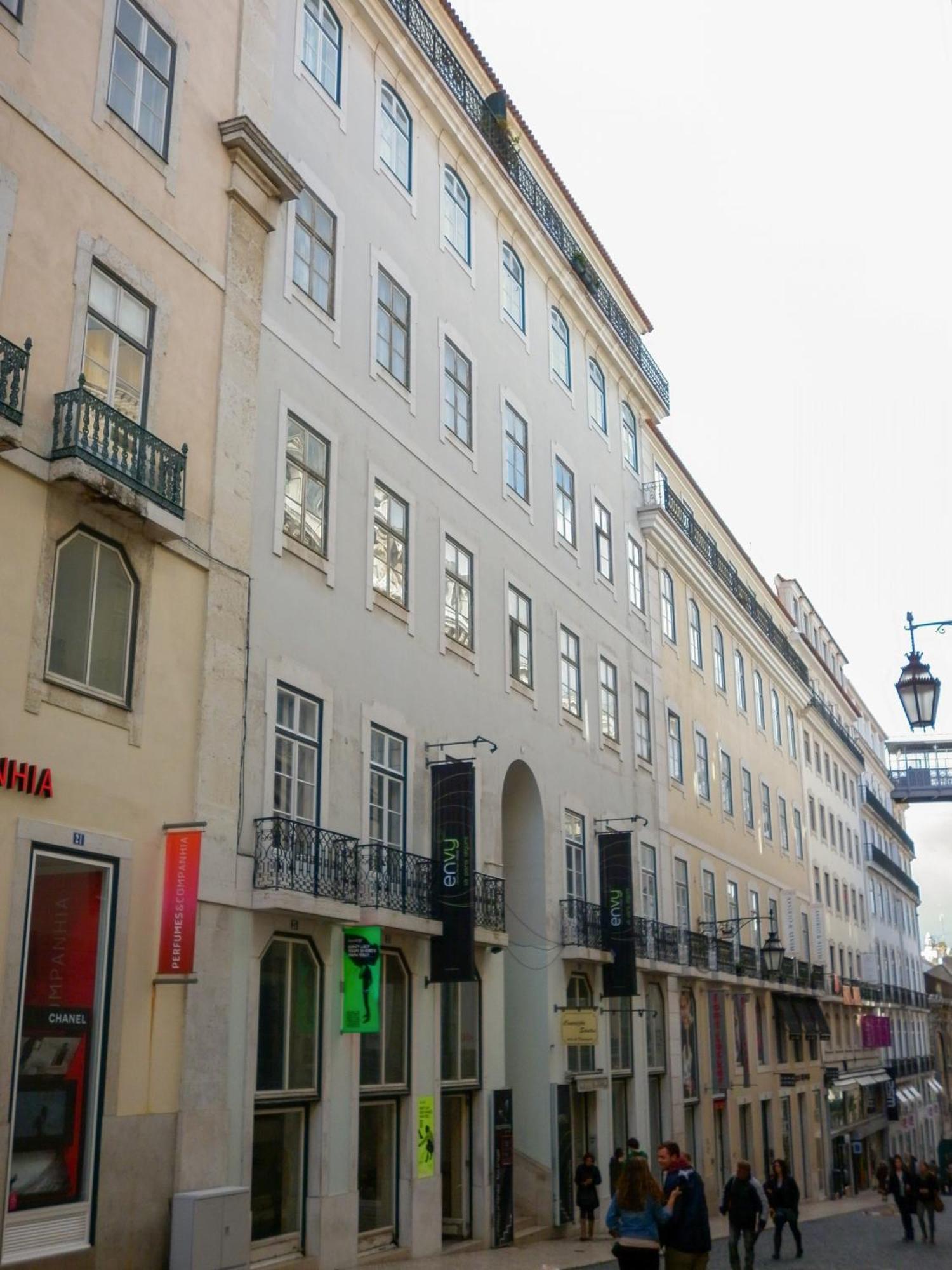 Chiado Fado By Architecture Tote Ser * Lisboa