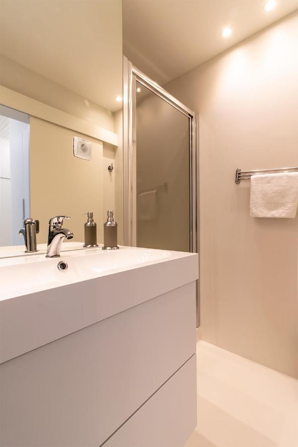 Chiado Fado By Architecture Tote Ser *